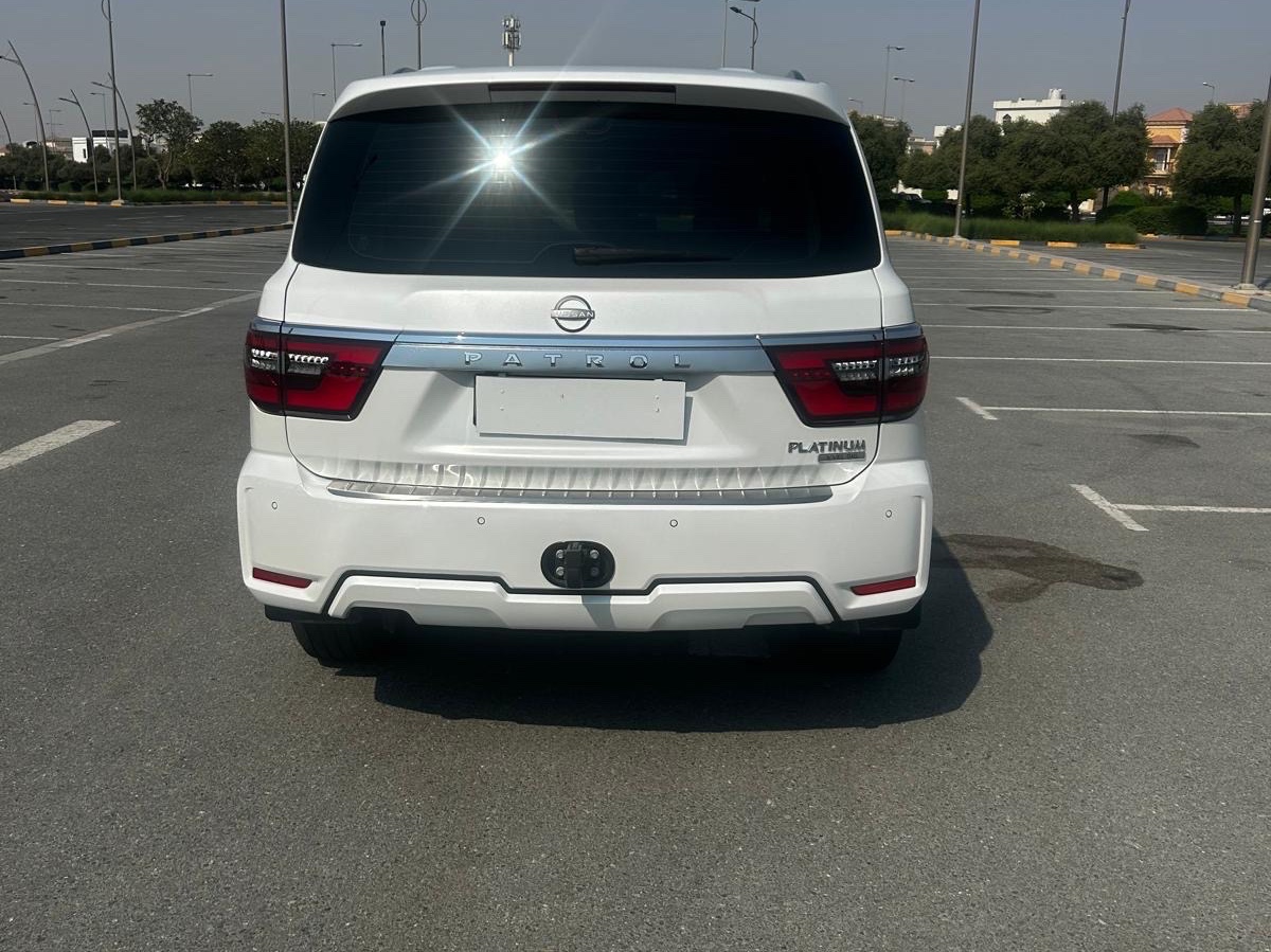 Nissan Patrol  Platinum 2022 - Image 3