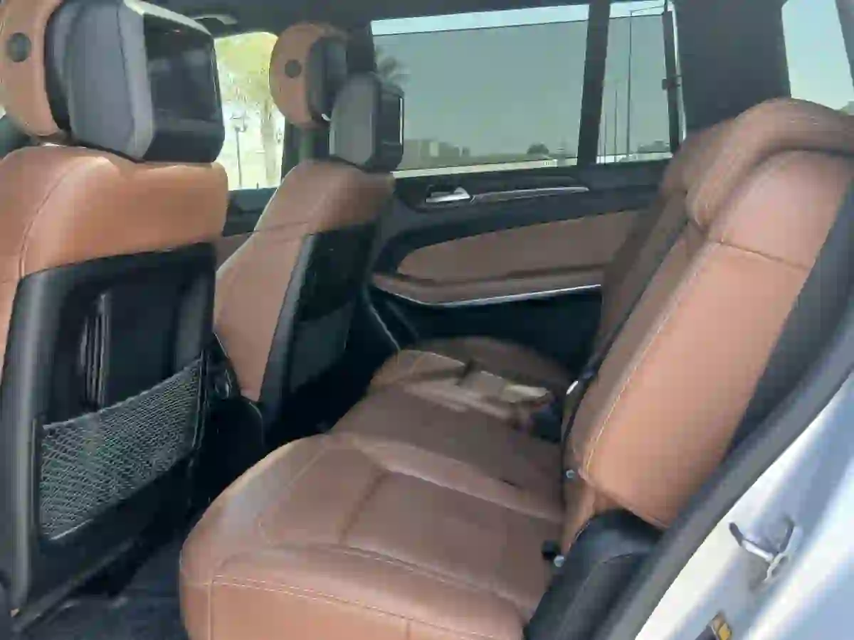 مرسيدس بنز GLS 500 AMG 2019 - Image 4