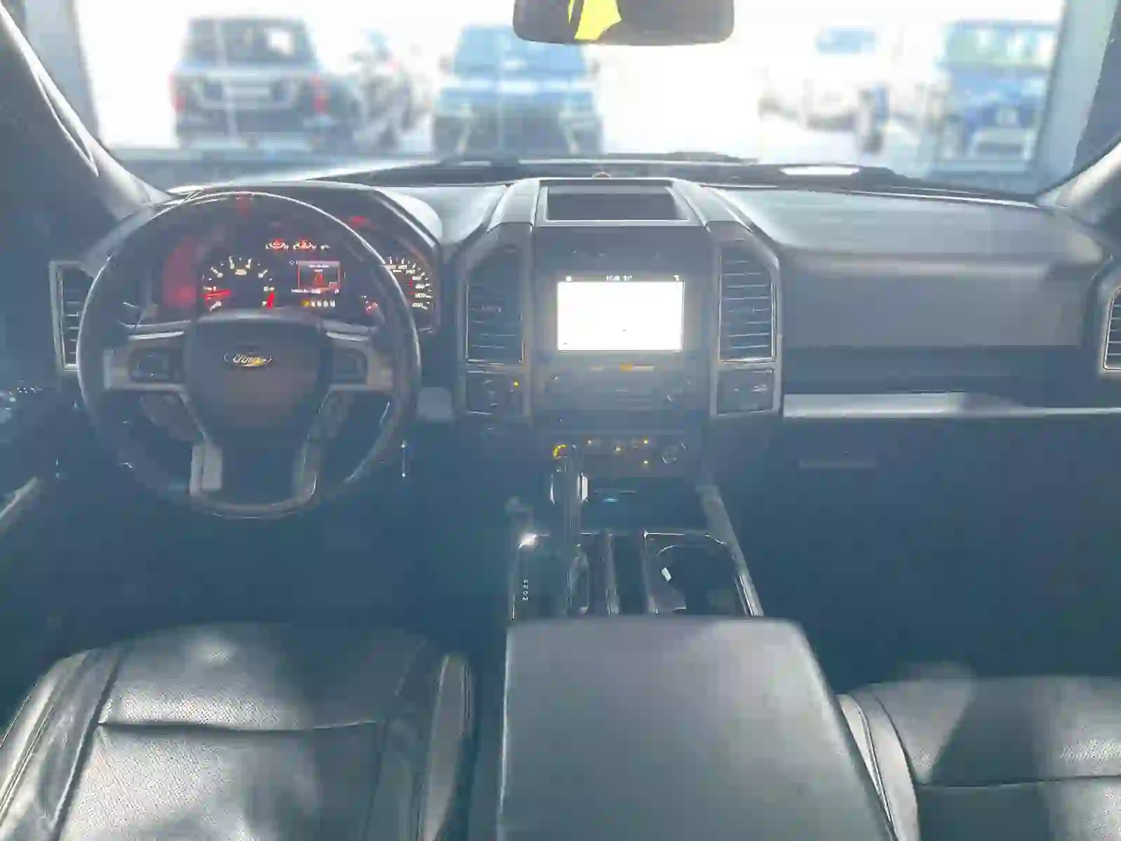 Ford Raptor f 150 2018 - Image 4