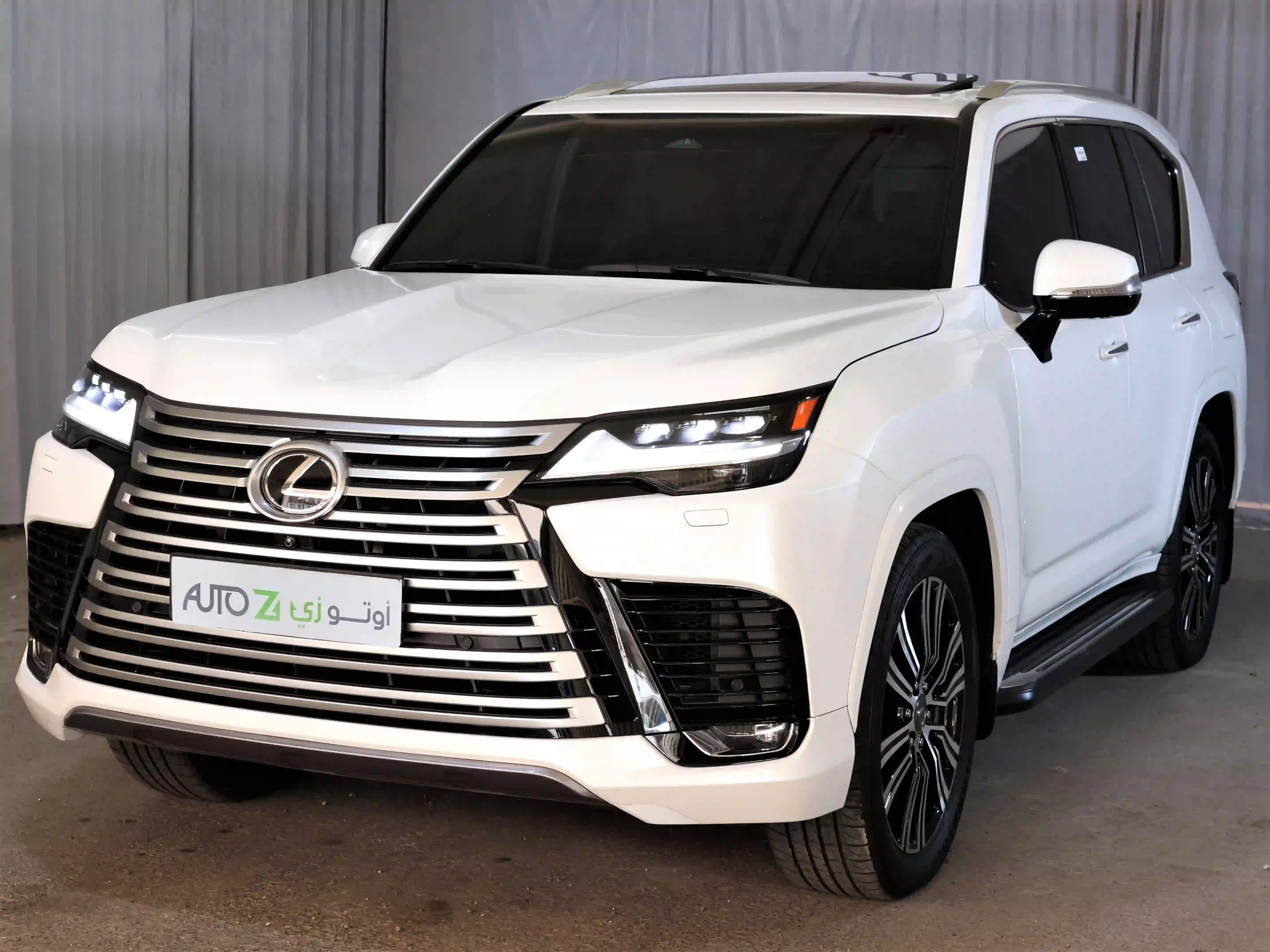 Lexus LX 600 Luxury  2025 - Image 2