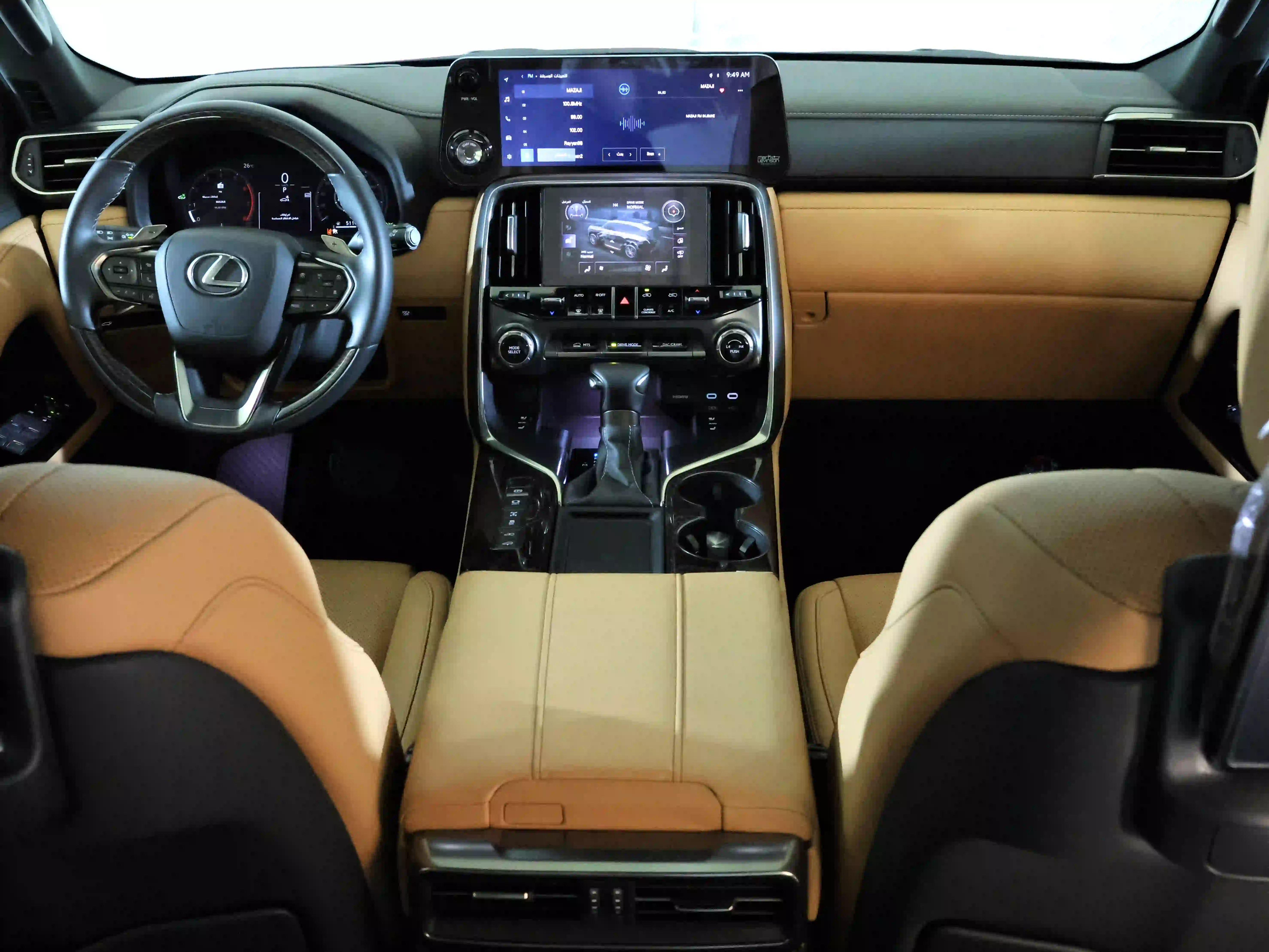Lexus LX 600 Luxury  2025 - Image 4