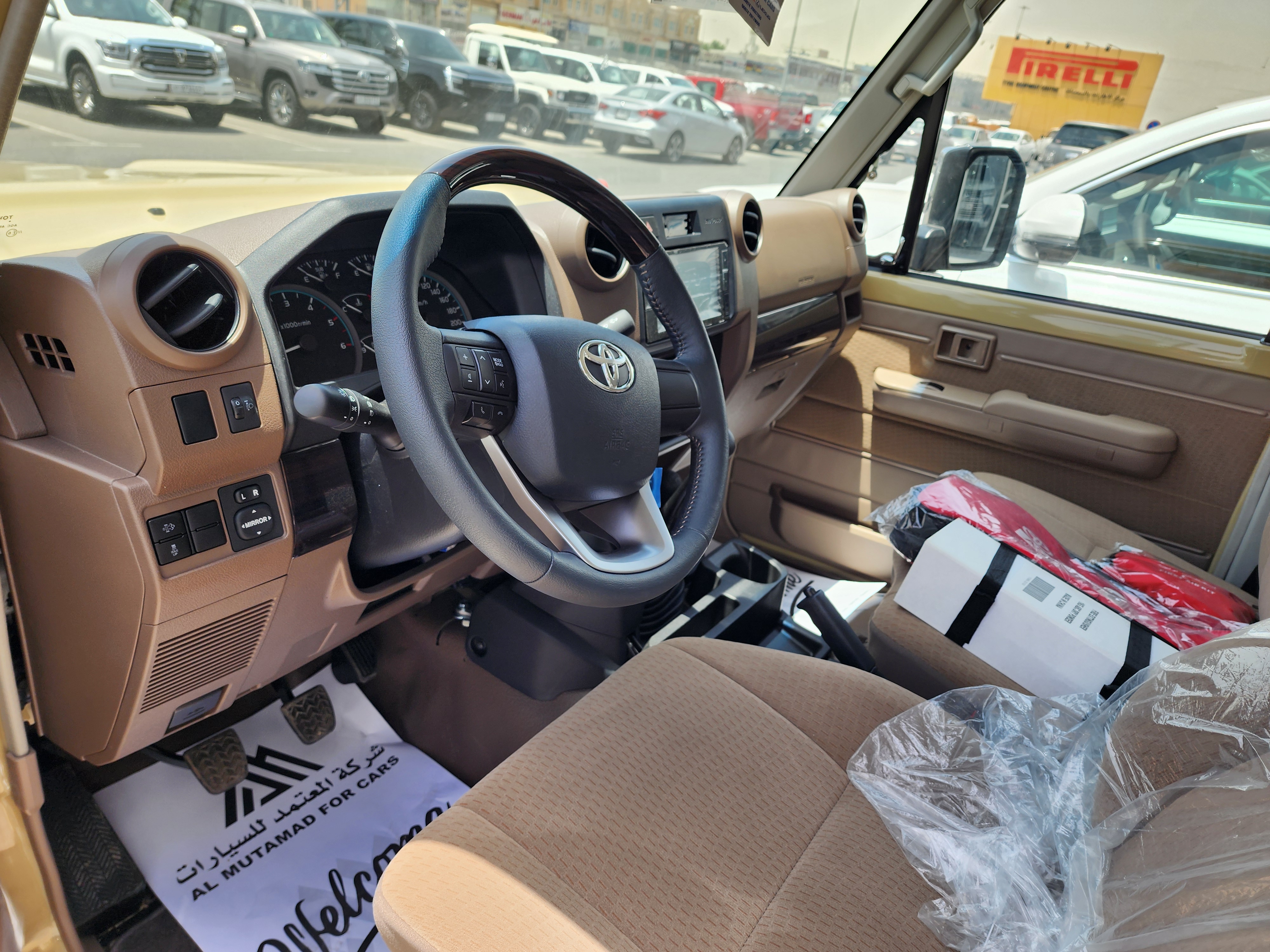 Toyota LX  - Image 2