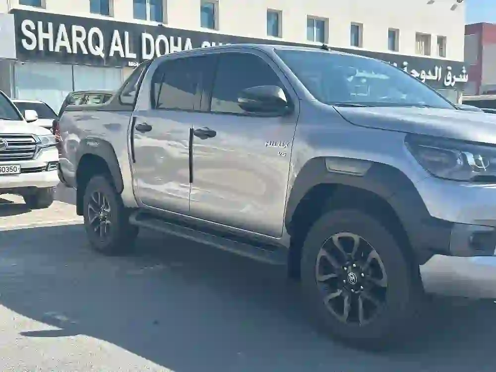 Toyota Hilux 2021 - Image 4