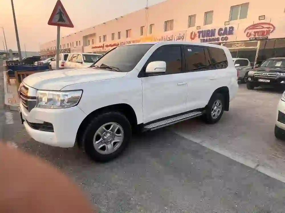 Toyota Land Cruiser G standard 2021 - Image 2