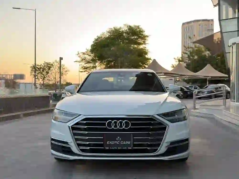 Audi A8 2019 - Image 2