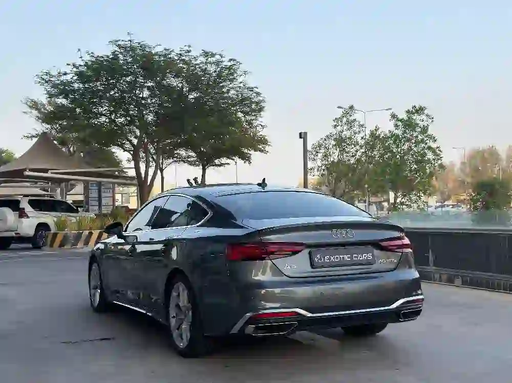 أودي أي 5 2022 - Image 2