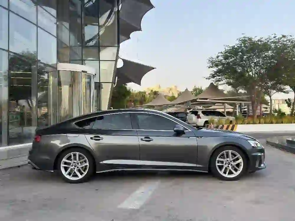 أودي أي 5 2022 - Image 3