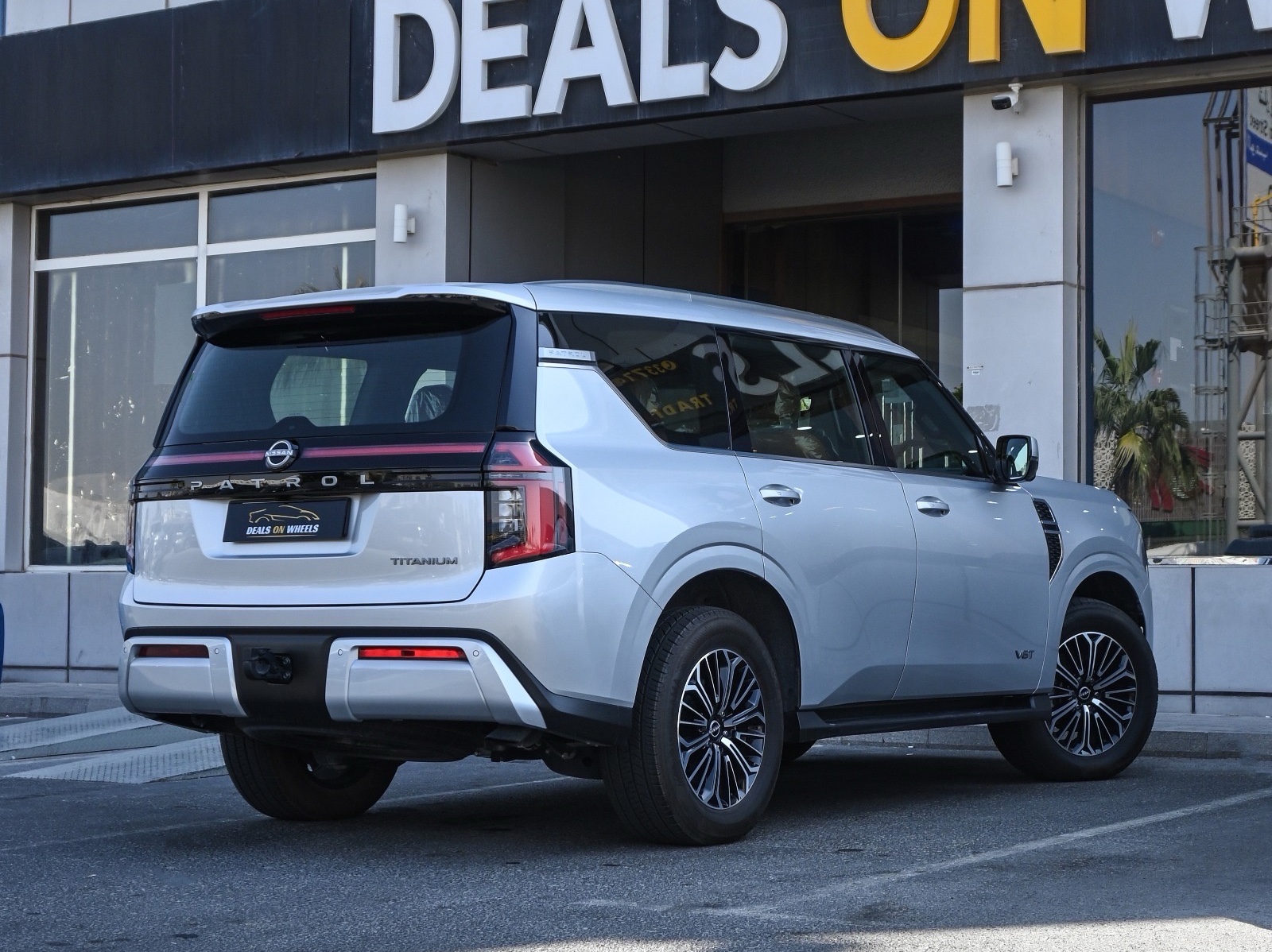 Nissan Patrol Titanium 2025 - Image 2