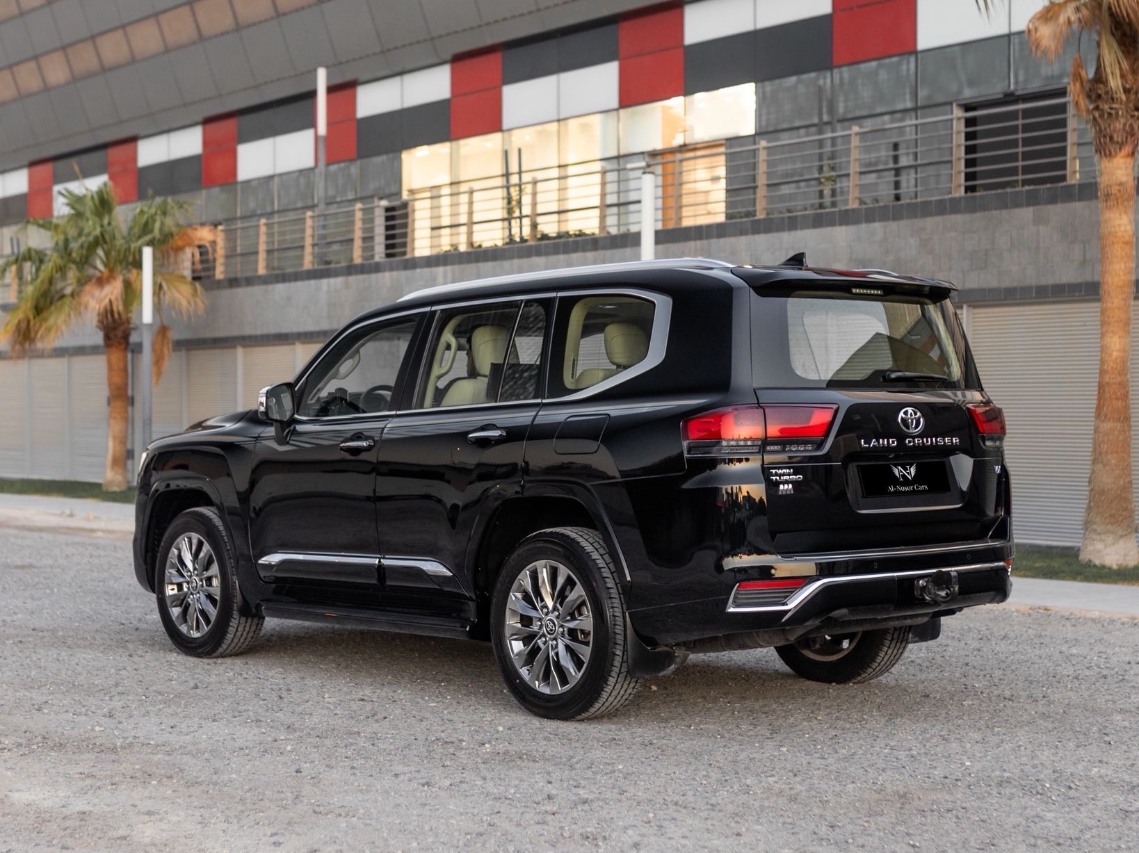 Toyota Land Cruiser VX Twin Turbo 2023 - Image 2