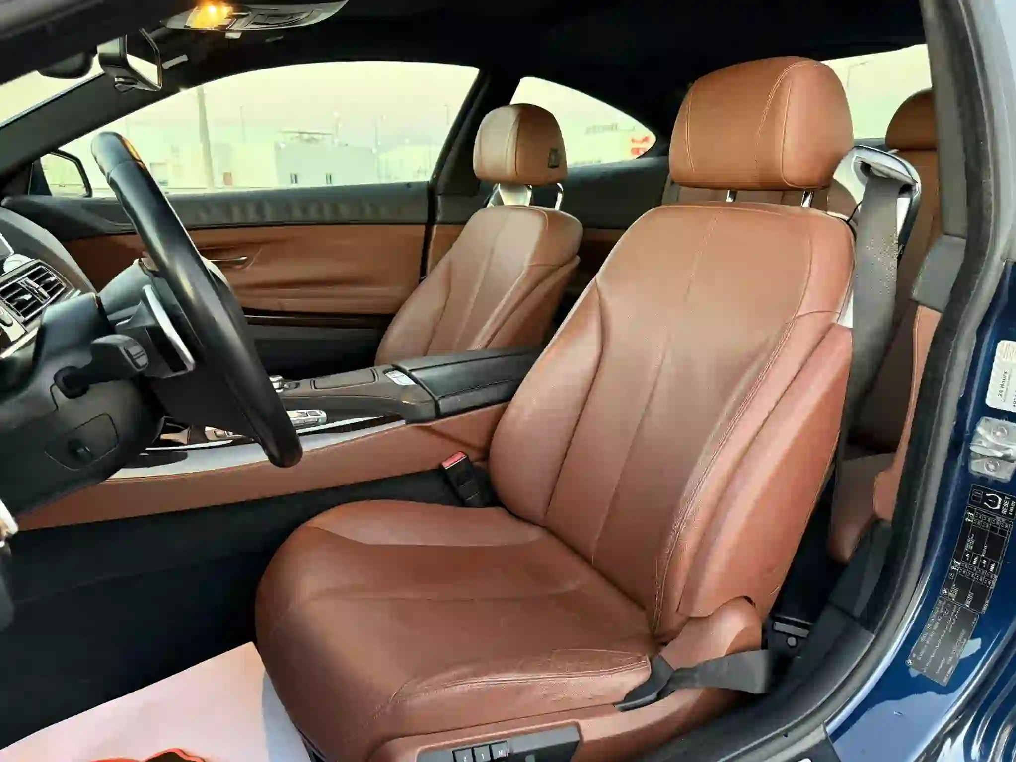 BMW 6-Series 640 i 2012 - Image 3