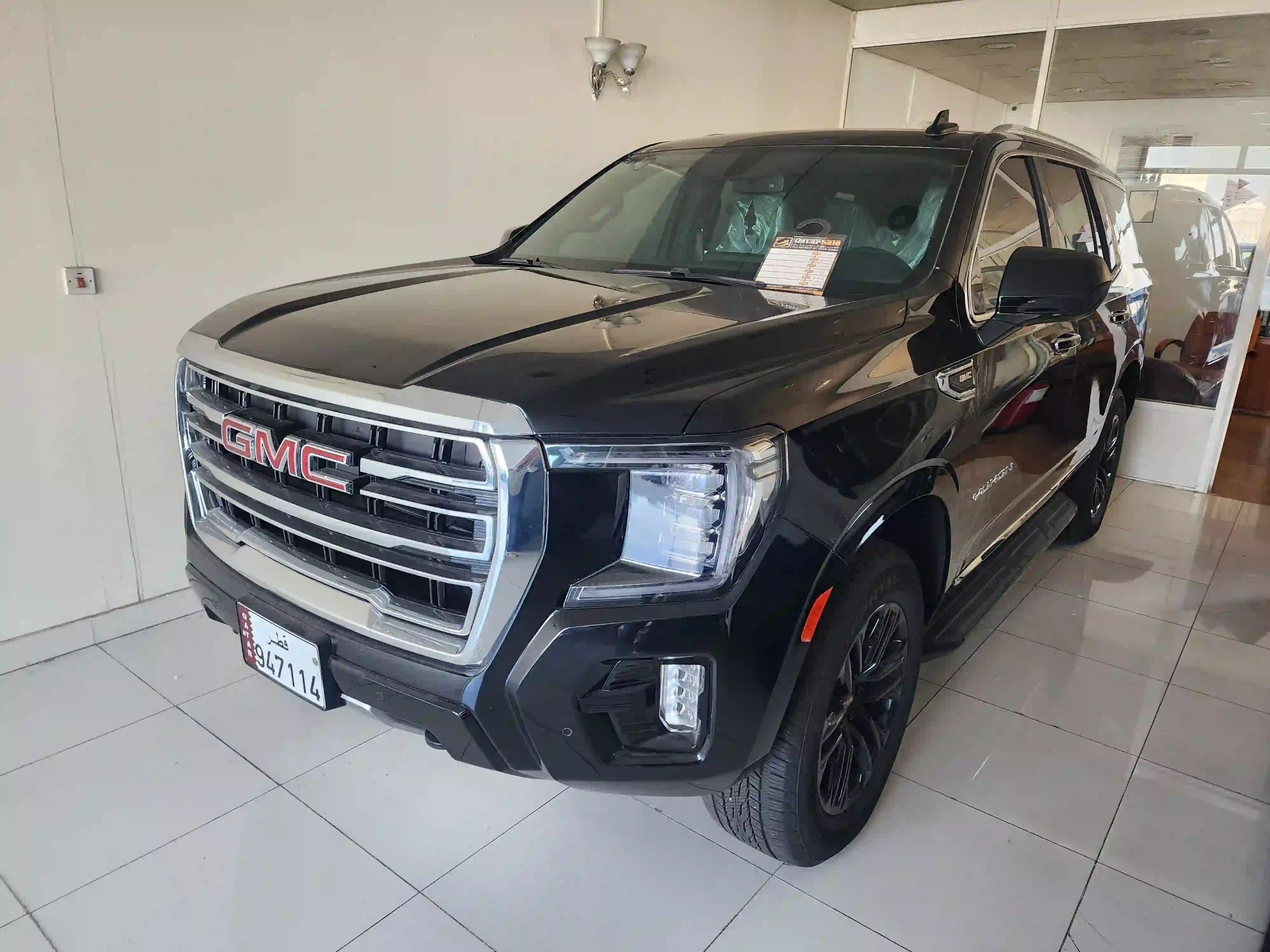 GMC Yukon 2024 - Image 2