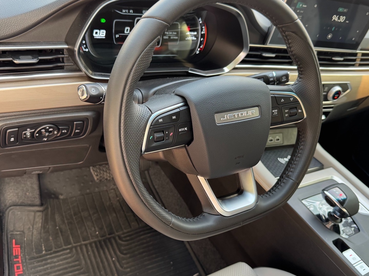 Jetour  X 70 plus  2025 - Image 3
