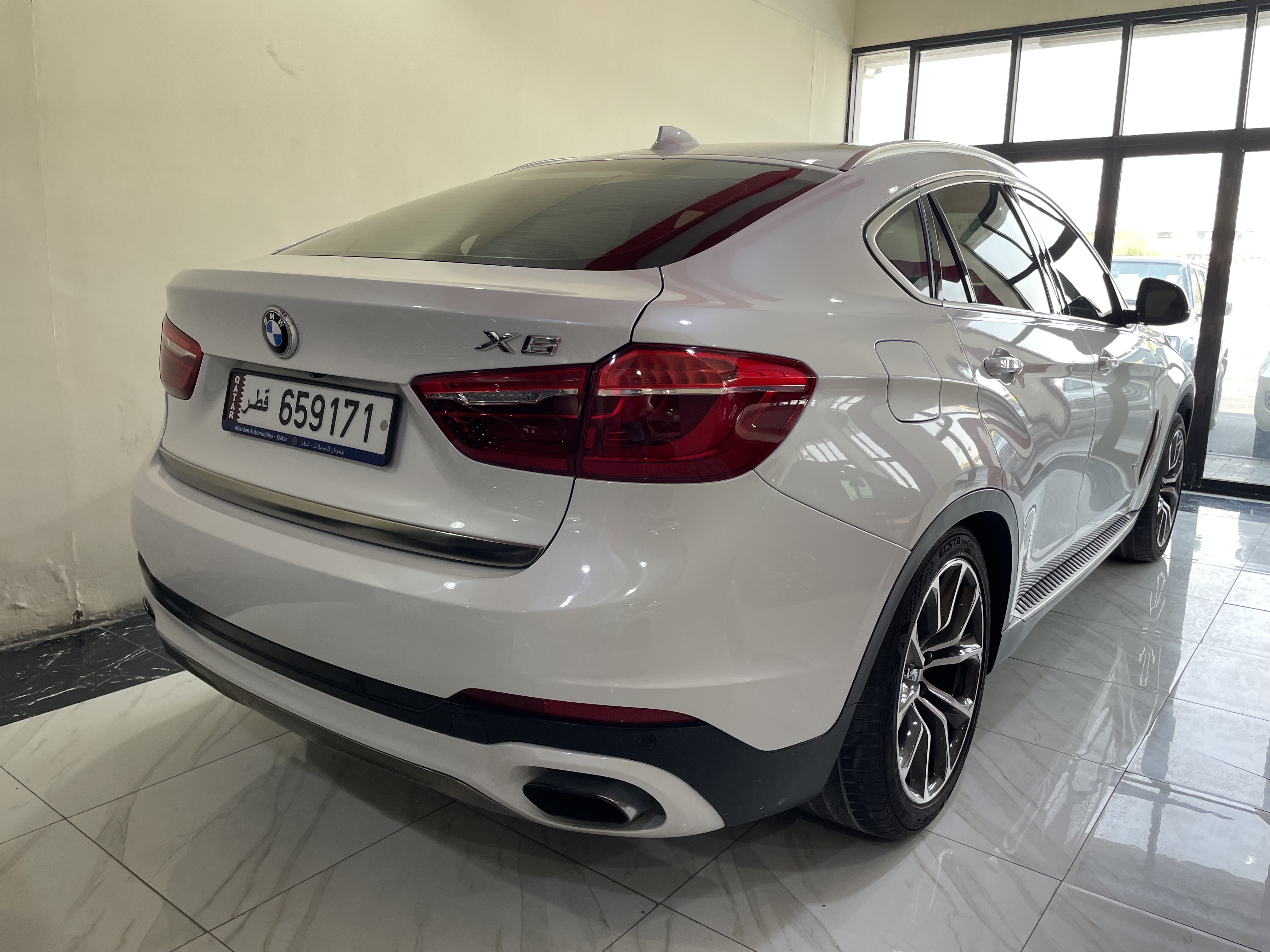 بي أم دبليو الفئة اكس X6 50I 2016 - Image 2