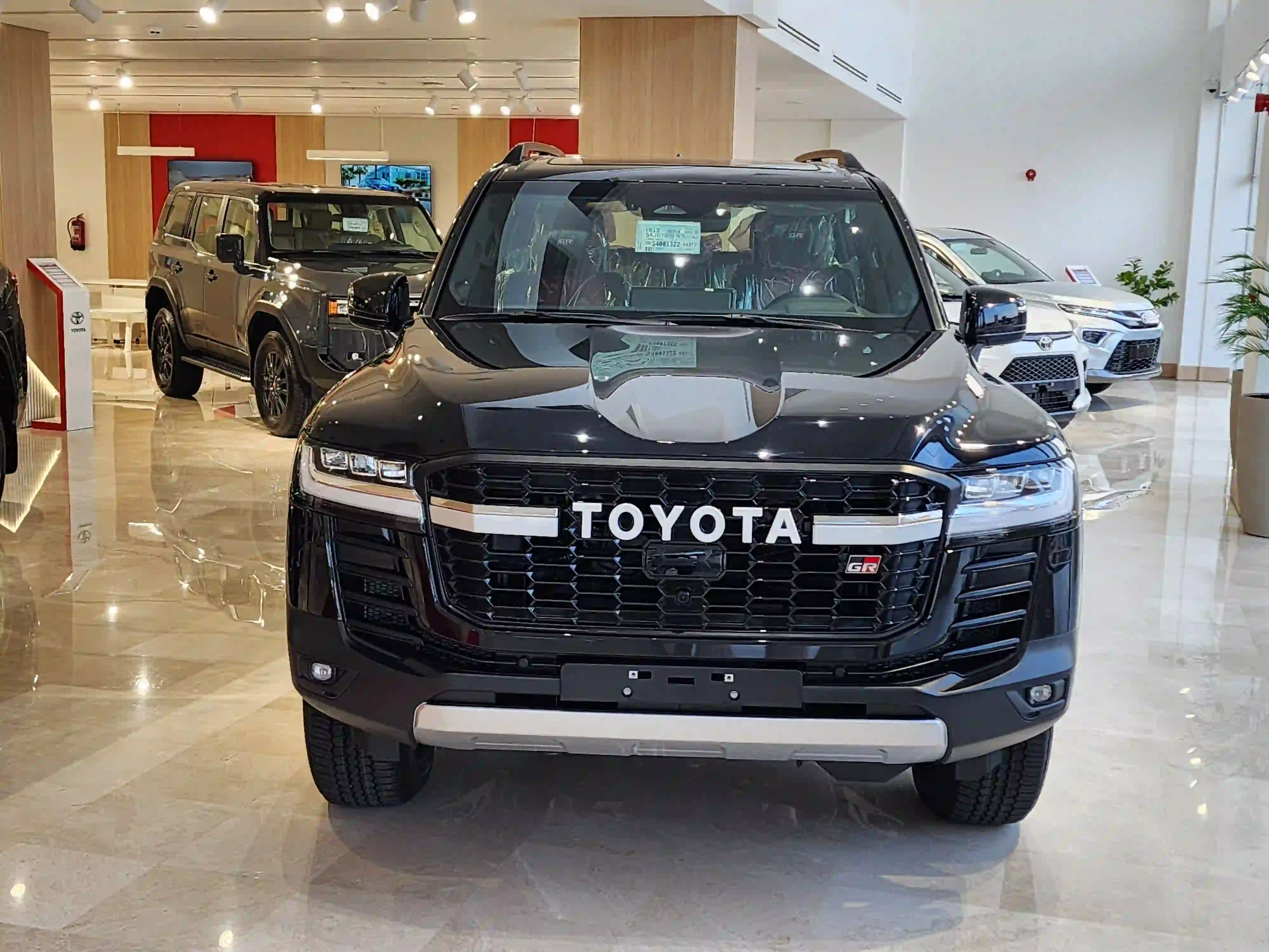 Toyota Land Cruiser G/R 2025