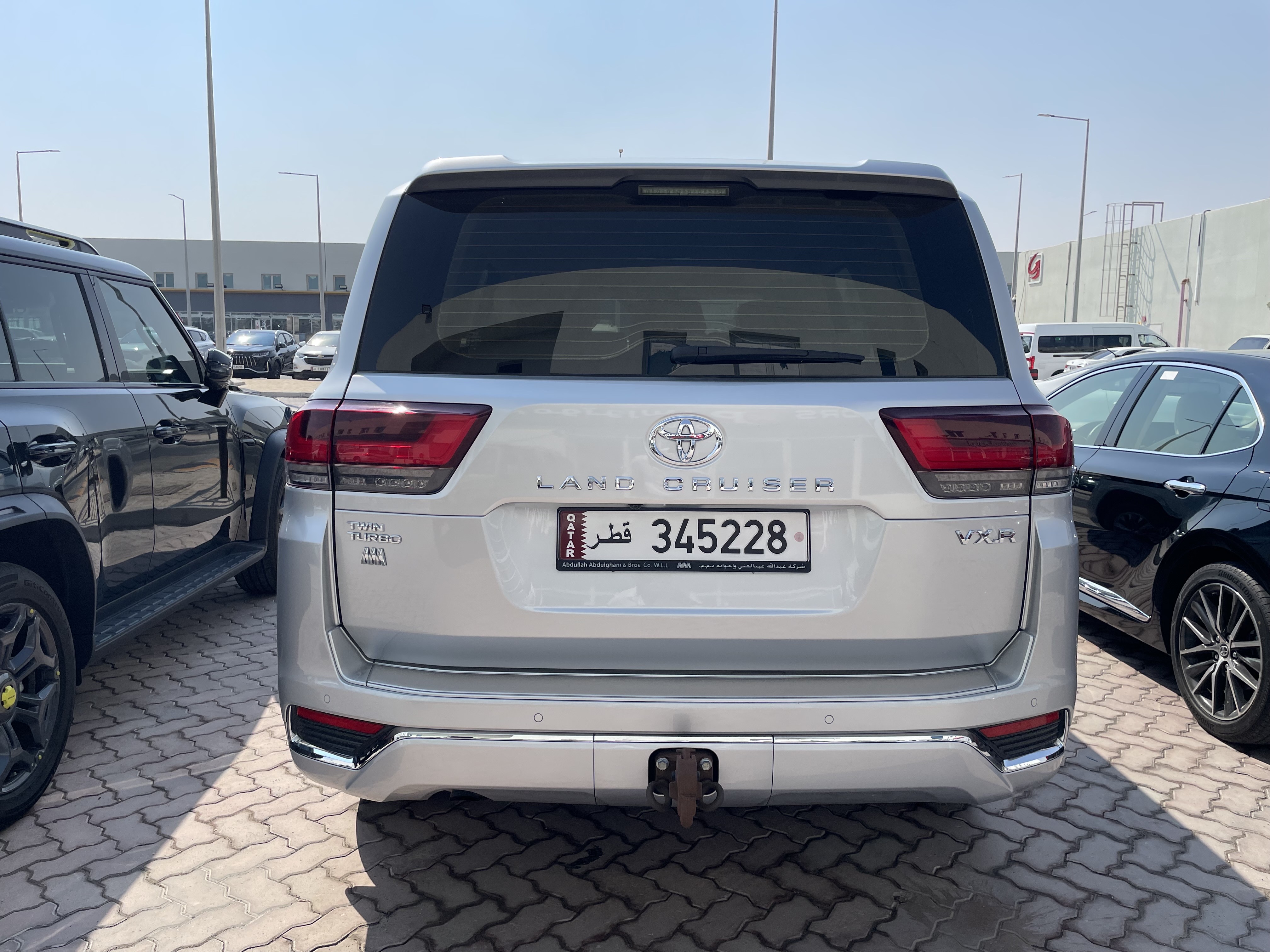 Toyota Land Cruiser VX.R 2022 - Image 3