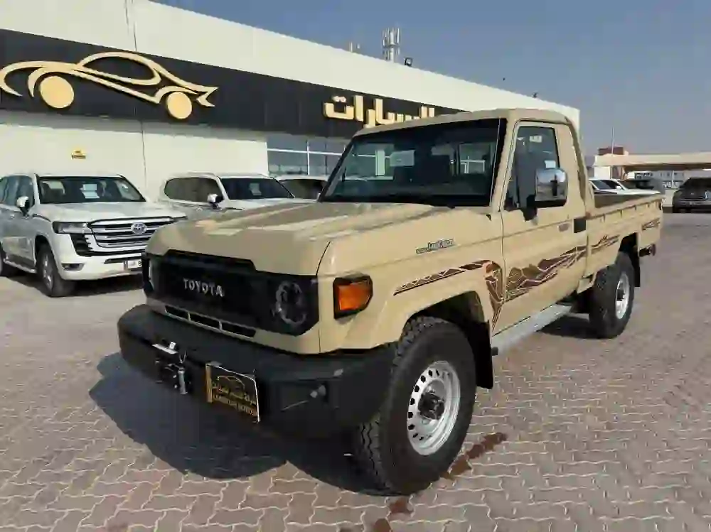 تويوتا LX (شاص) 2025 - Image 1