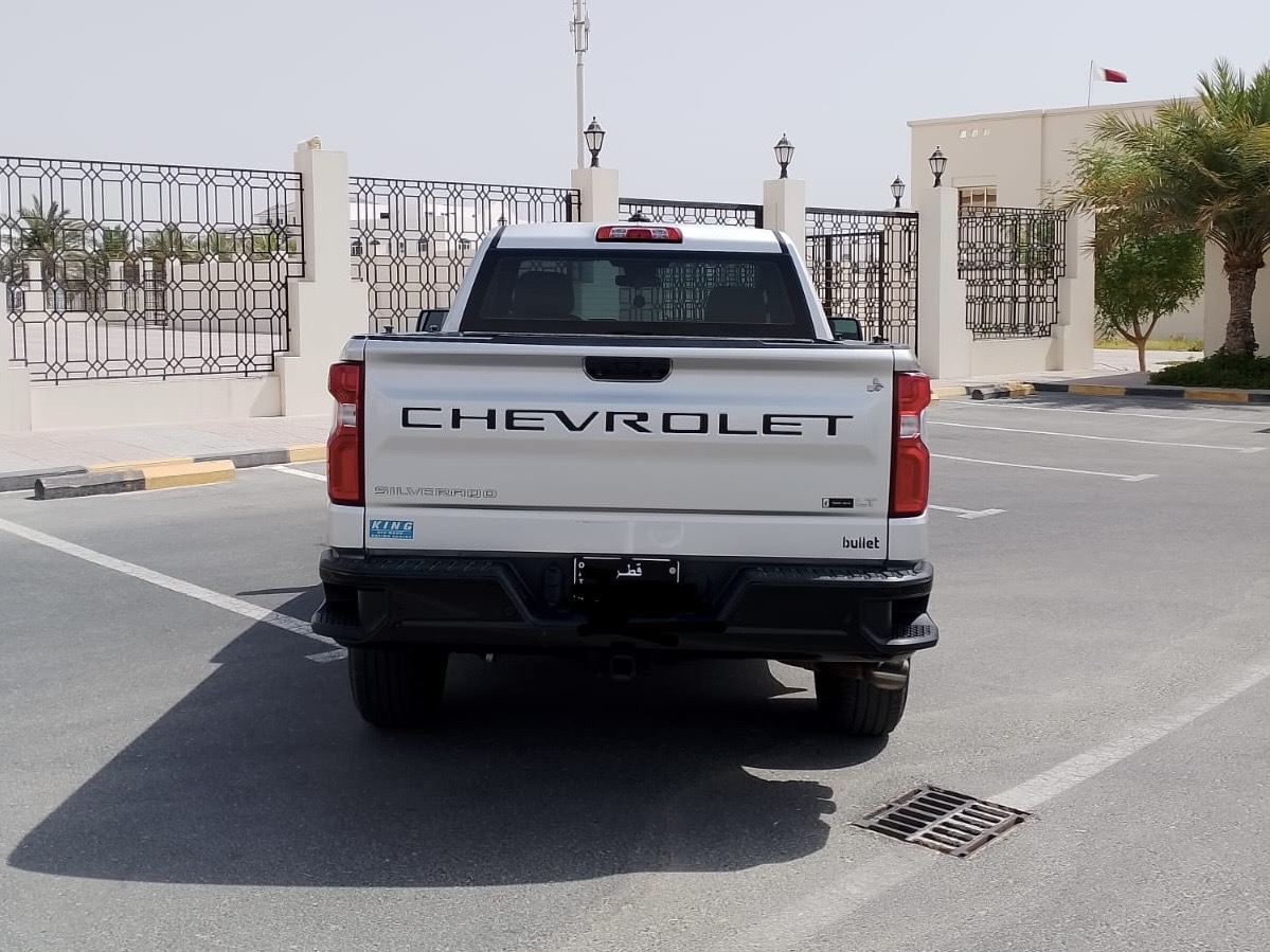 Chevrolet Silverado - Image 4