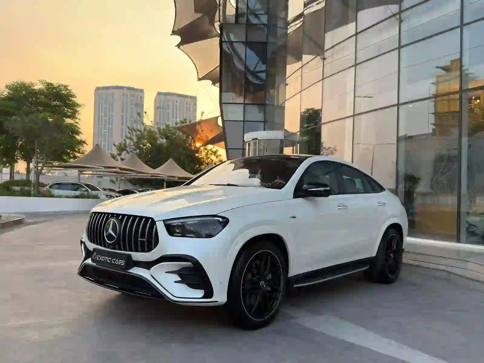 مرسيدس بنز جي أل إي  53 2024 - Image 3