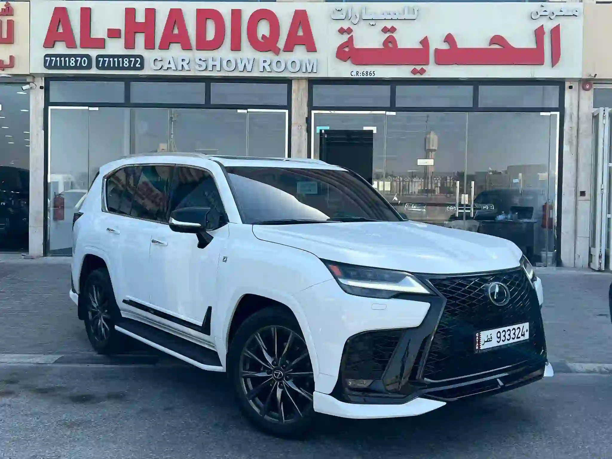 Lexus LX 600  F-Sport 2024 - Image 1