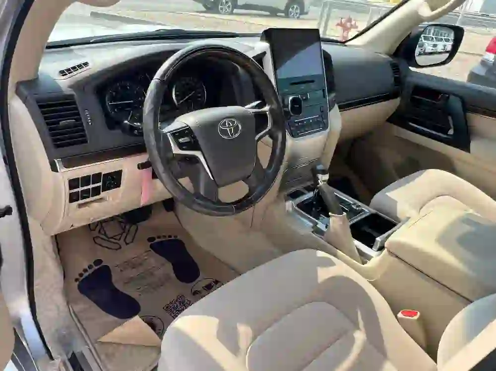 Toyota Land Cruiser GX.R 2021 - Image 3