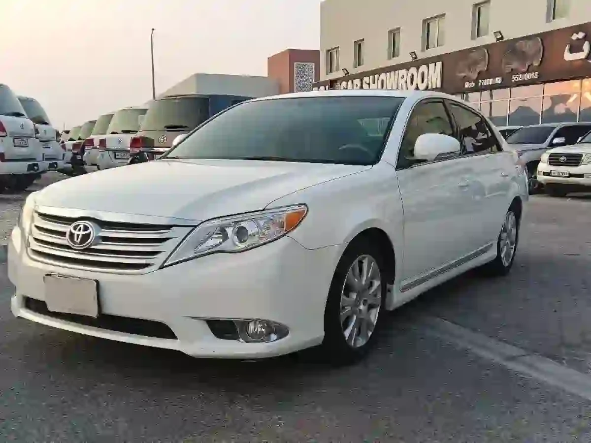Toyota Avalon 2011