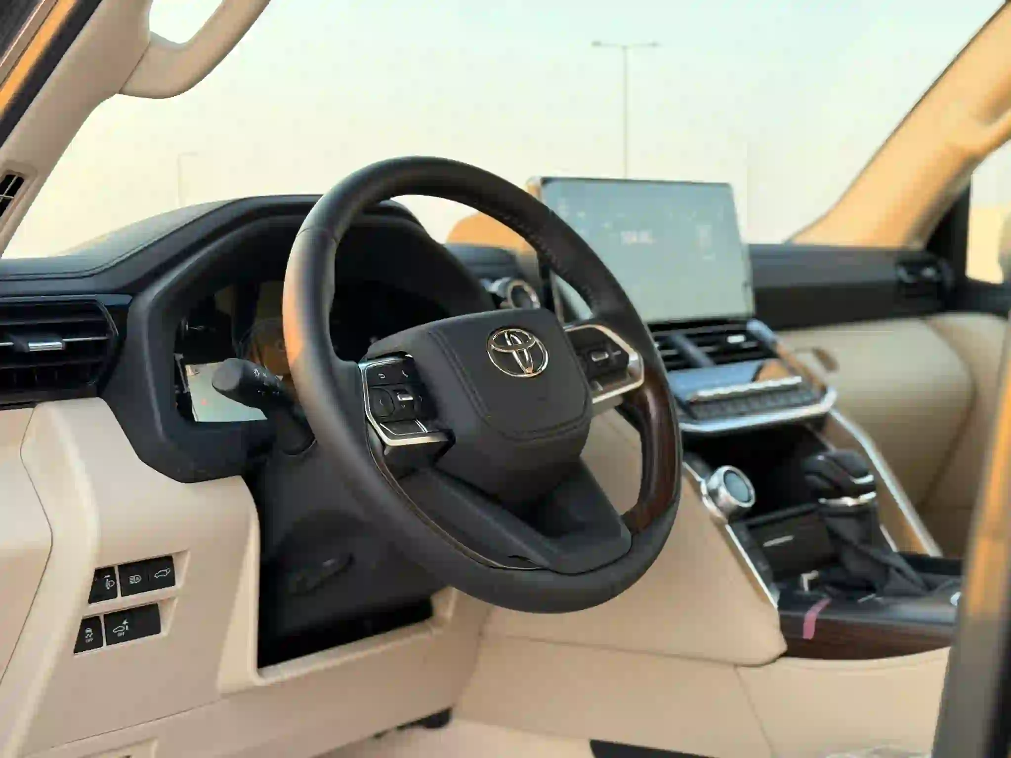 Toyota Land Cruiser GX.R 2025 - Image 3