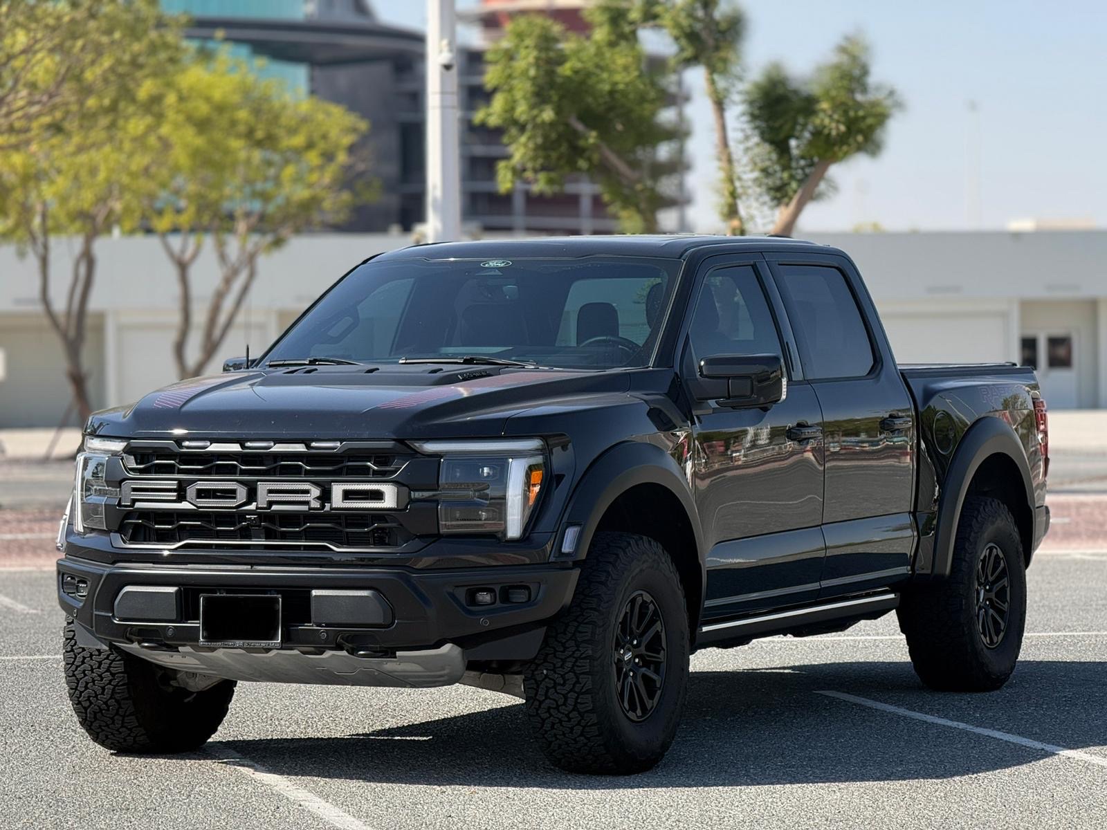 Ford Raptor f 150 2024 - Image 2