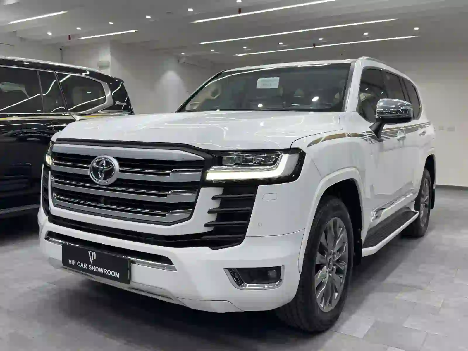 Toyota Land Cruiser VX 2023