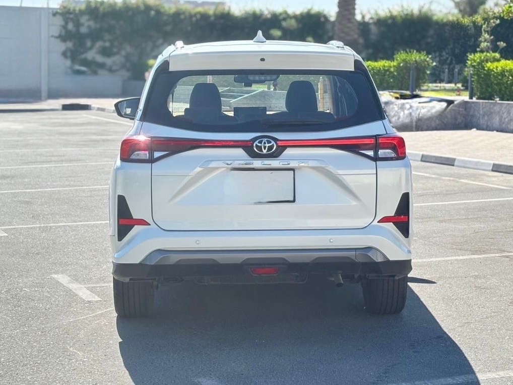 Toyota veloz 2024 - Image 3