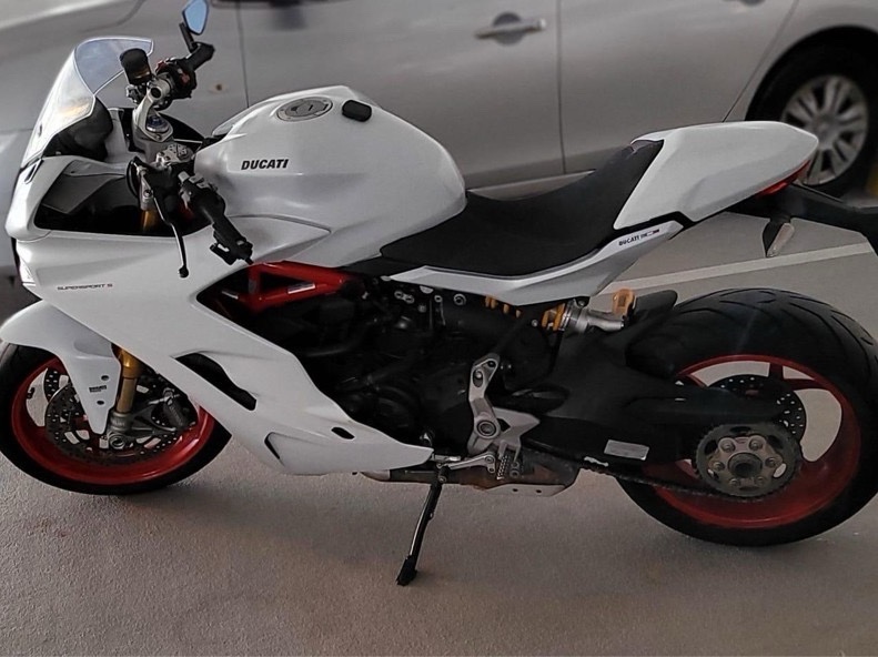 Ducati  SUPER SPORT S 2017 - Image 2