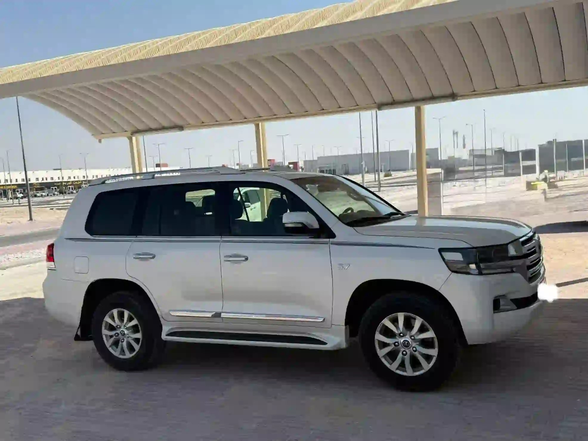 Toyota Land Cruiser VX.R 2017 - Image 2