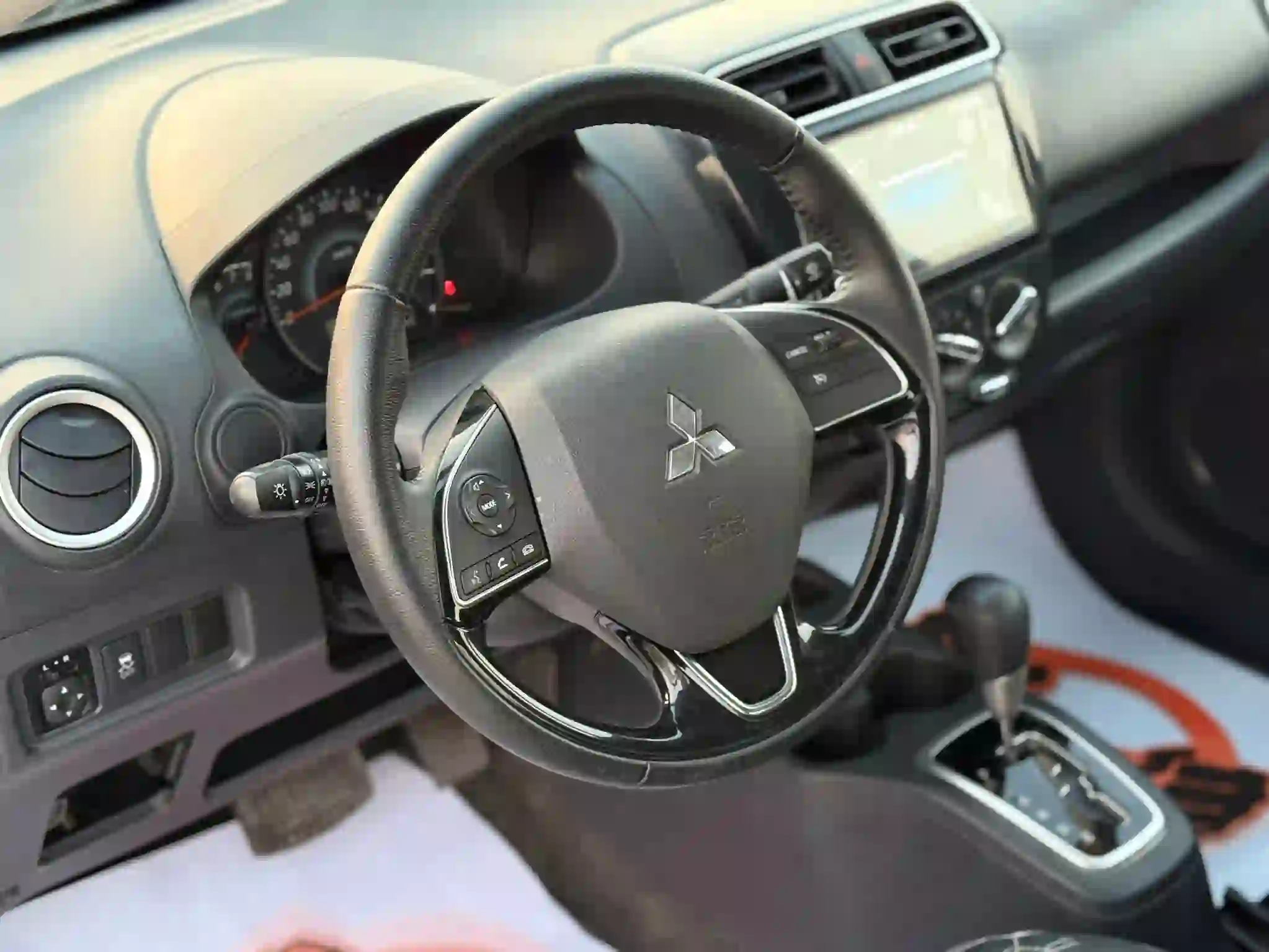 Mitsubishi ATTRAGE 2024 - Image 3