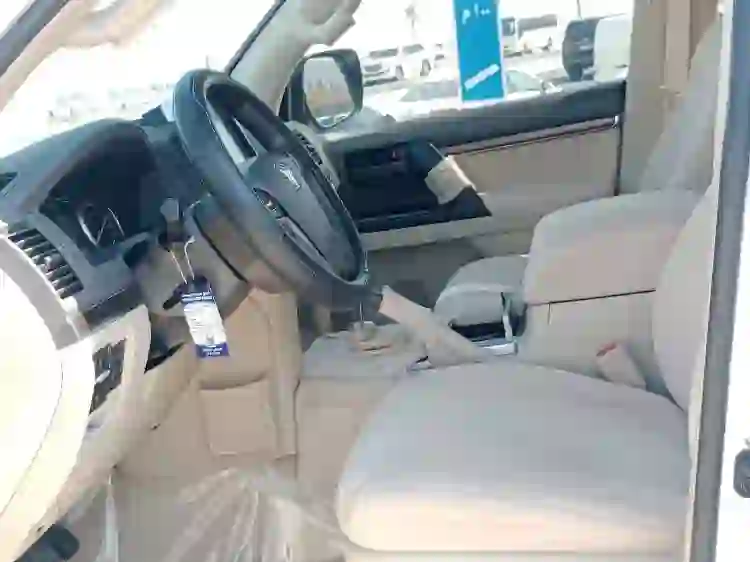 تويوتا لاند كروزر جي اكس.ار 2020 - Image 3