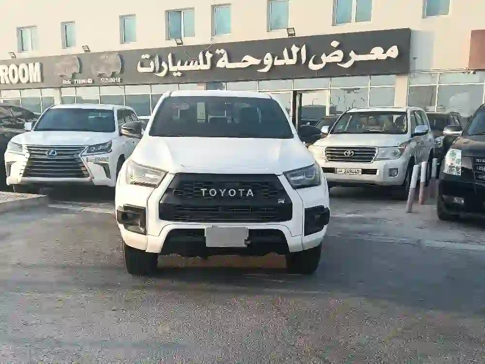 Toyota Hilux GR 2022 - Image 2