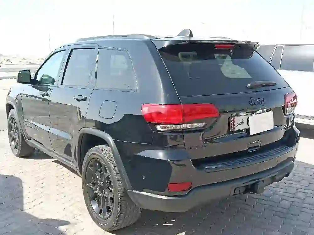 Jeep Grand Cherokee 2022 - Image 4
