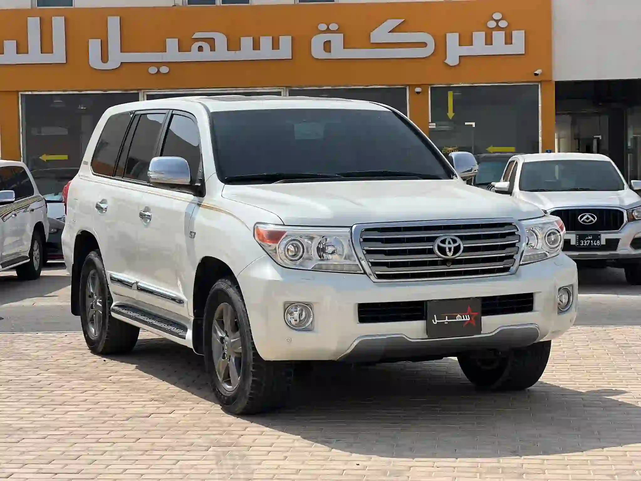 تويوتا لاند كروزر في اكس ار 2015 - Image 1