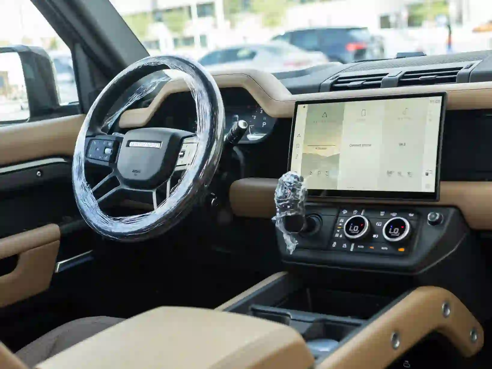 Land Rover Defender HSE 2026 - Image 3