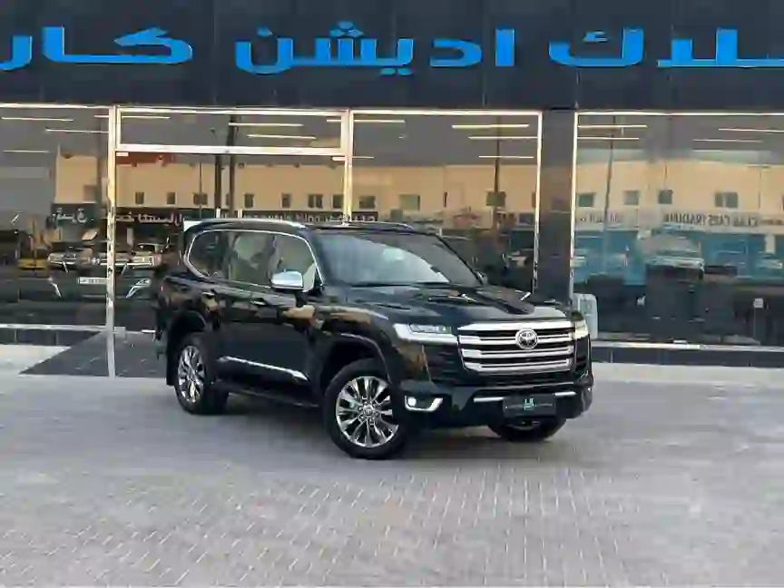 Toyota Land Cruiser VX.R 2023 - Image 1