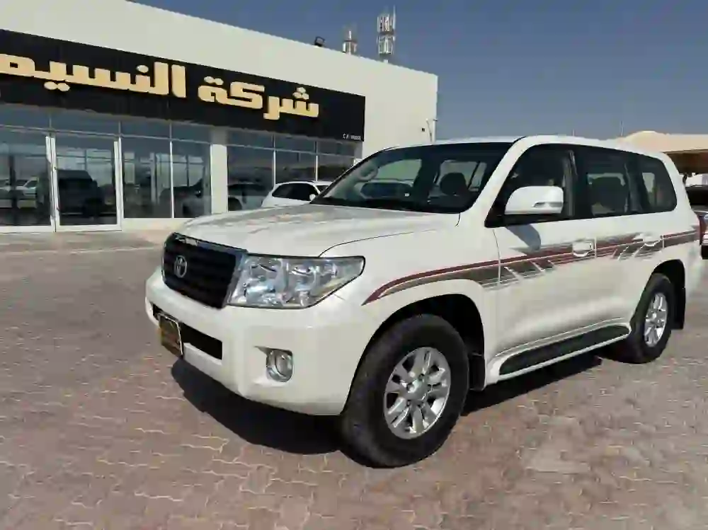 Toyota Land Cruiser GX 2013 - Image 2