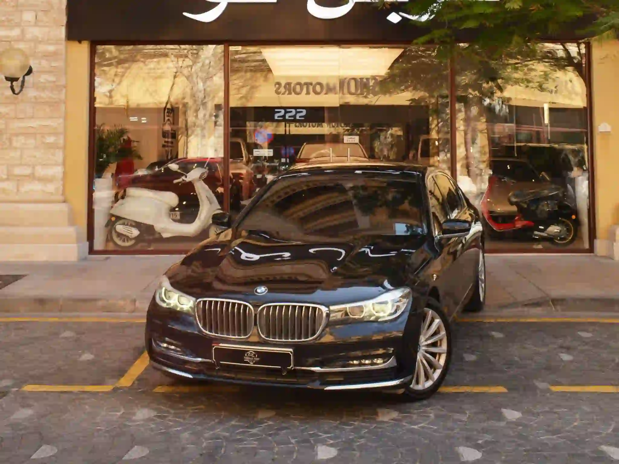 BMW 7-Series 730 Li 2017