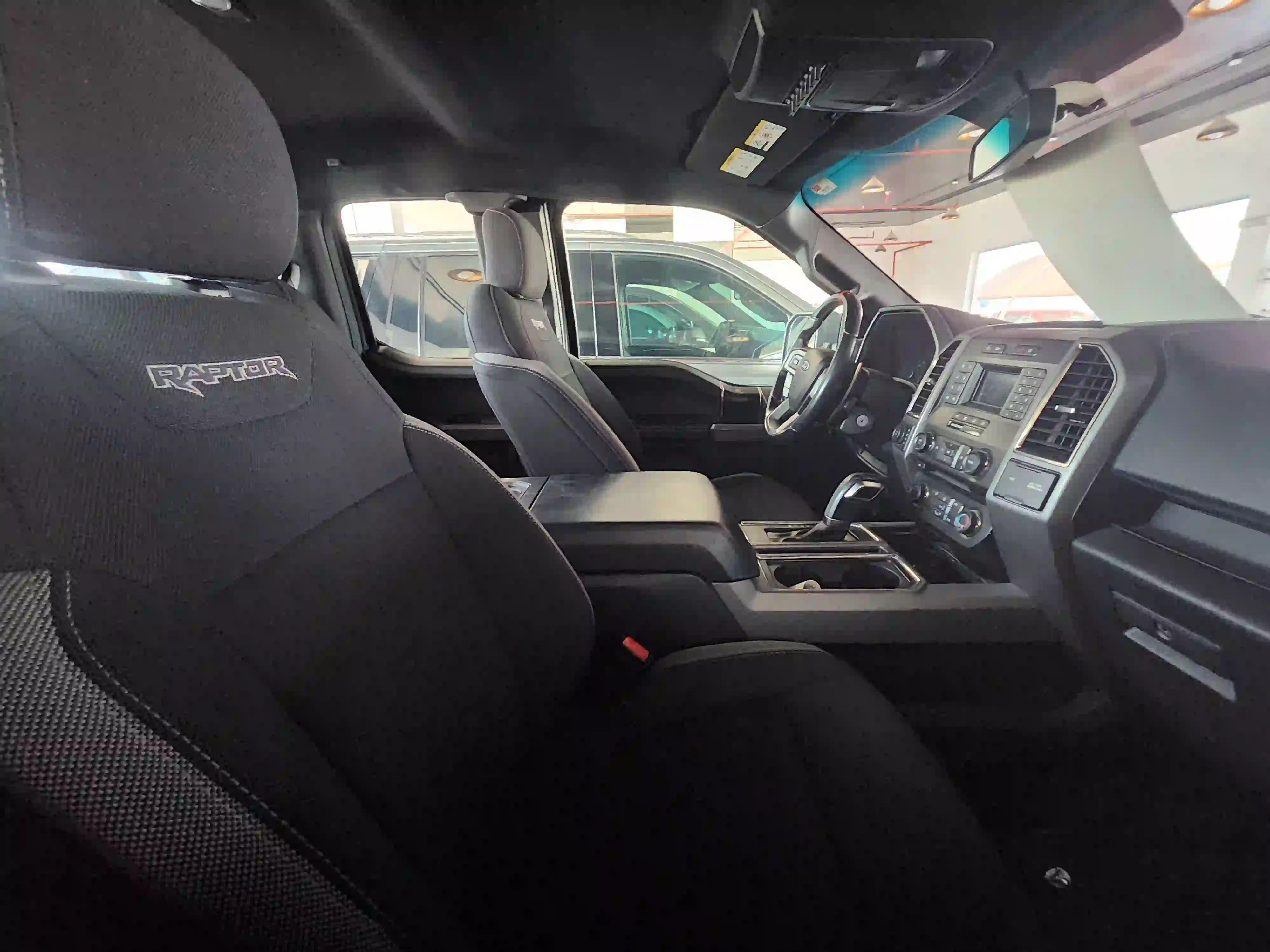 Ford Raptor 2018 - Image 3