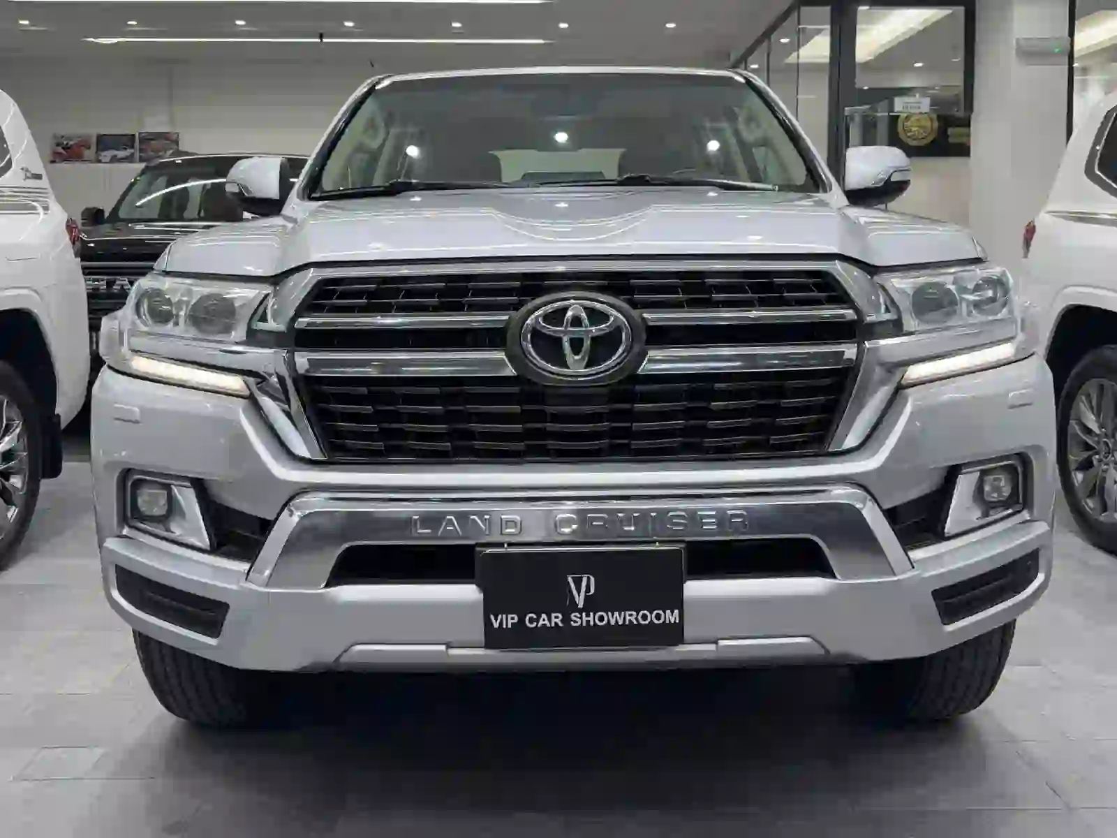 تويوتا لاند كروزر جي اكس.ار 2019 - Image 3