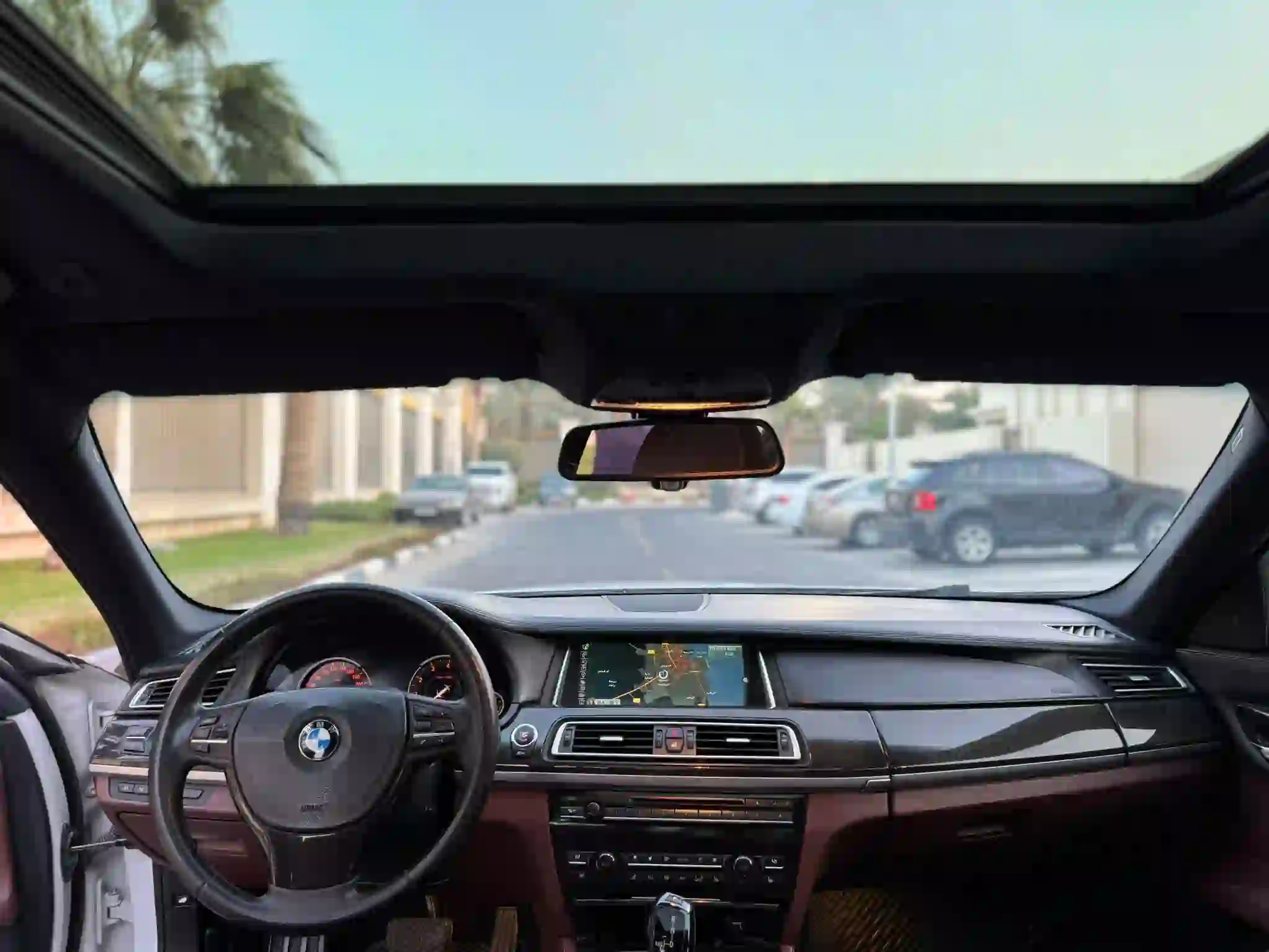 BMW 7-Series 730 Li 2013 - Image 2