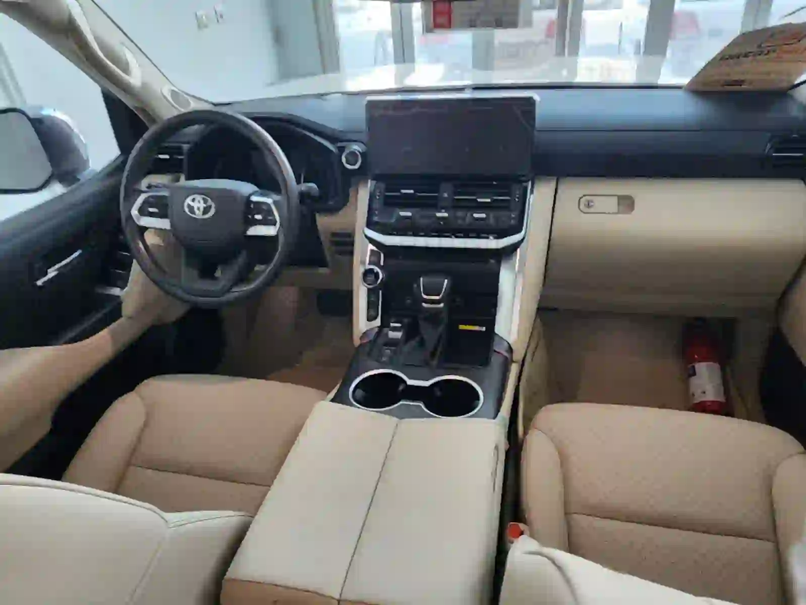Toyota Land Cruiser VX.R 2024 - Image 2