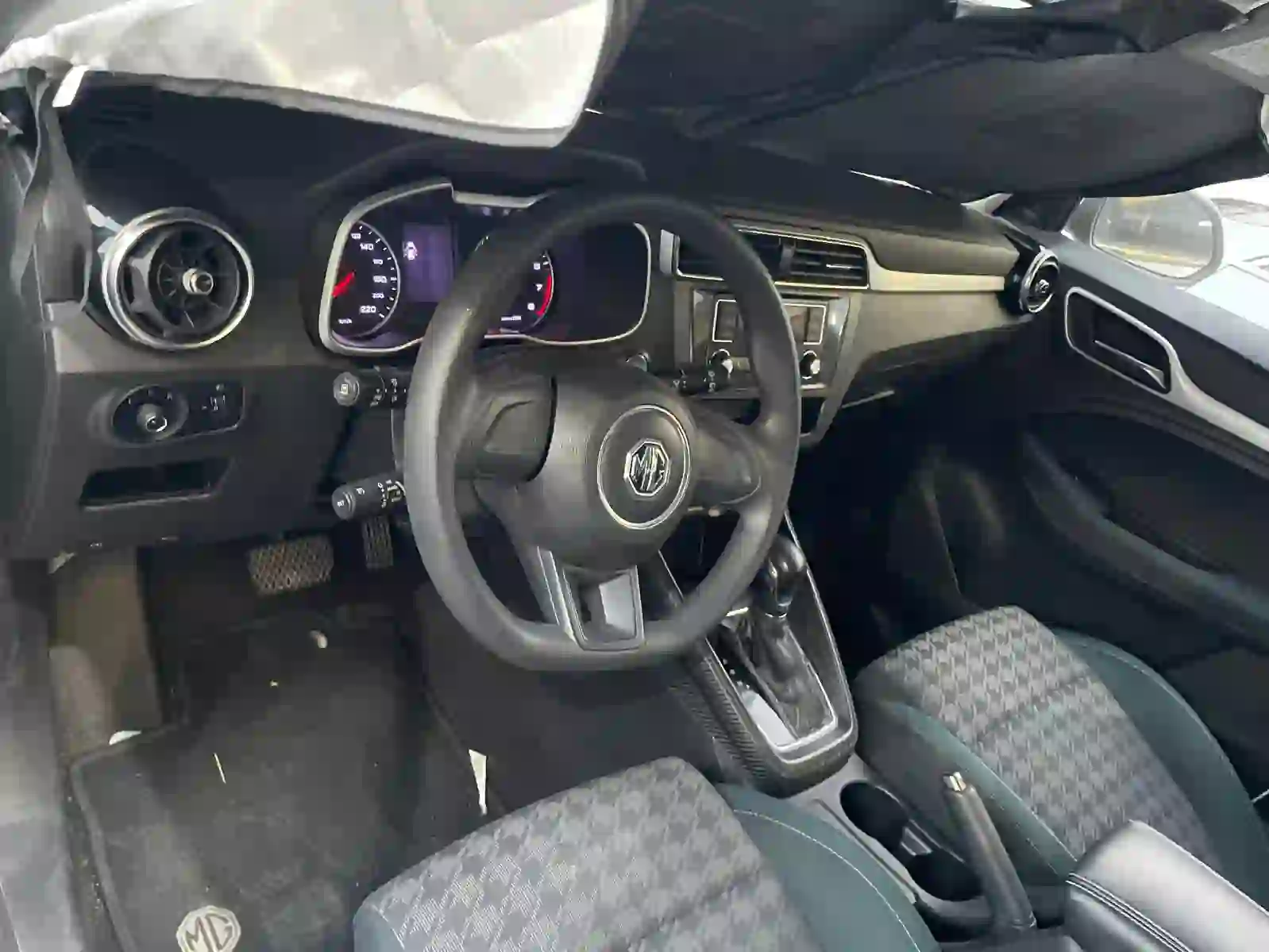 MG  zs  2020 - Image 4
