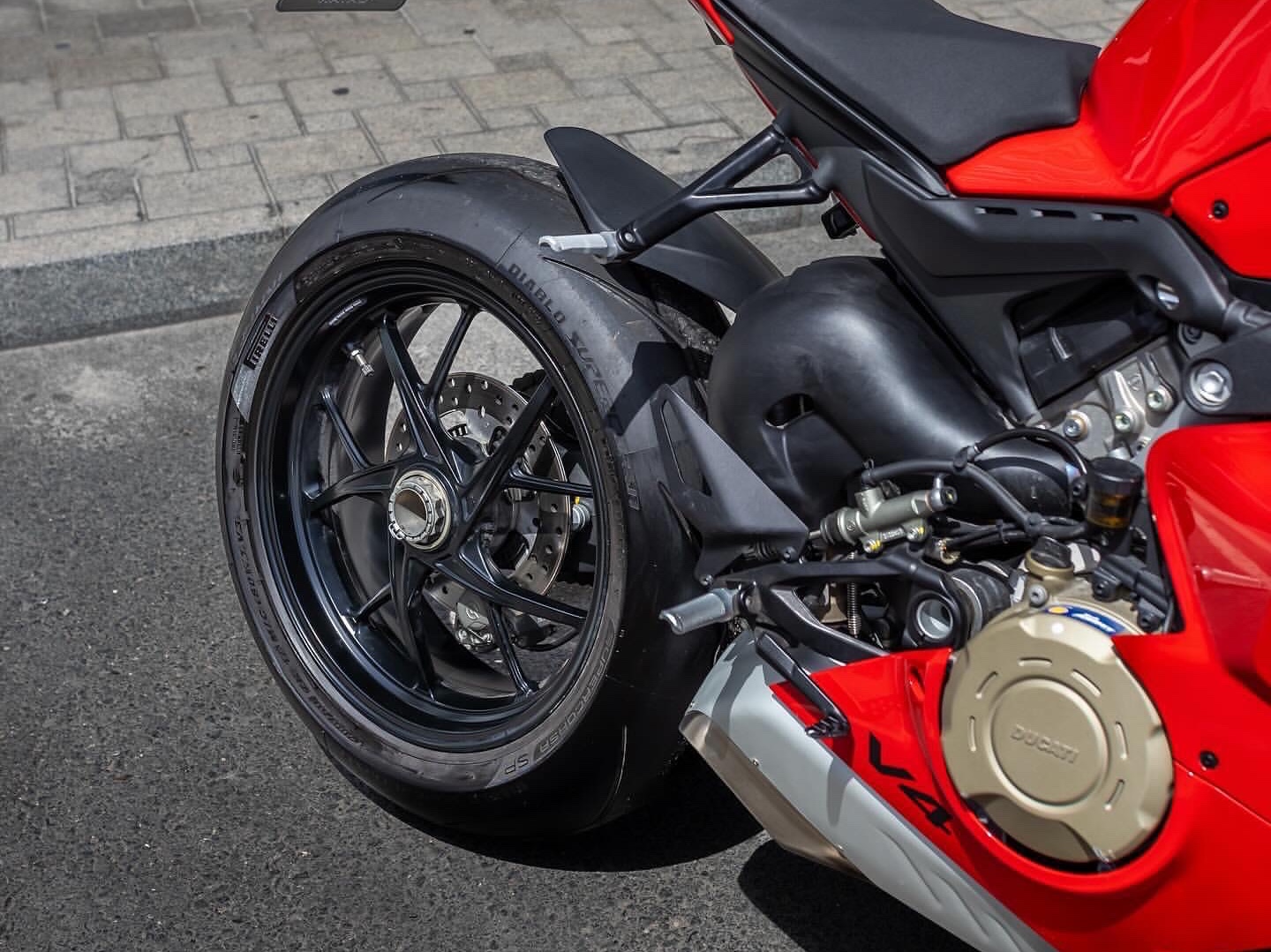 Ducati  Panigale 2023 - Image 2