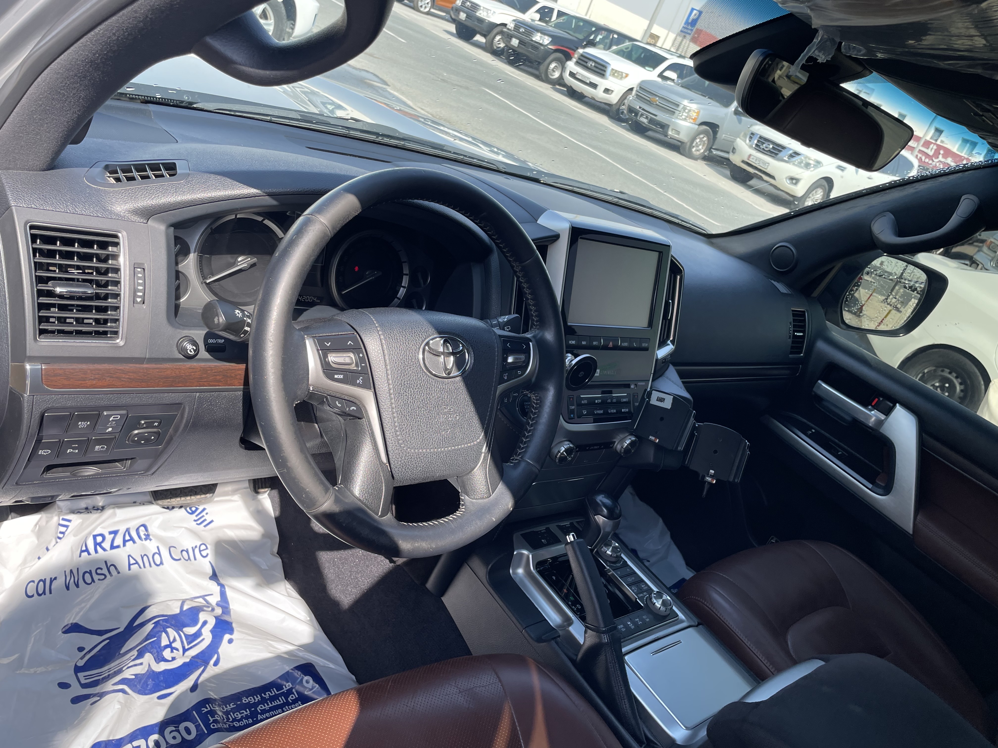 تويوتا لاند كروزر في اكس ار 2018 - Image 4