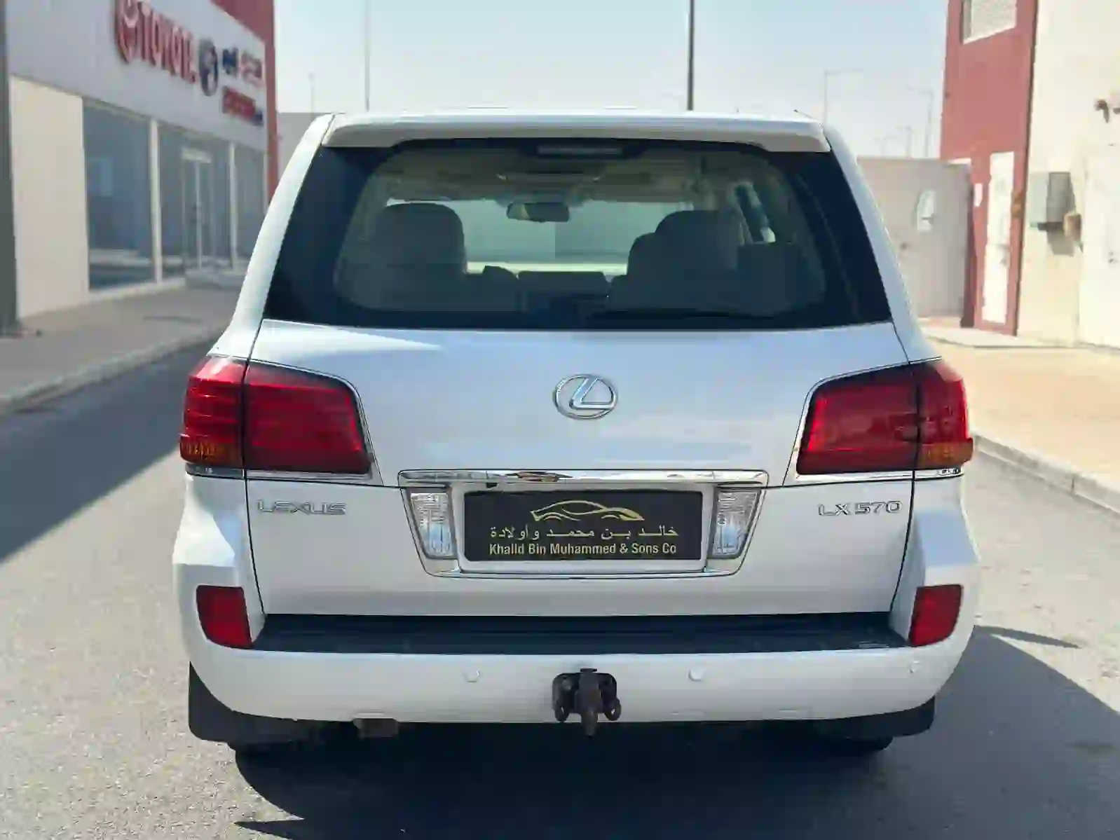 Lexus LX 570 2009 - Image 2