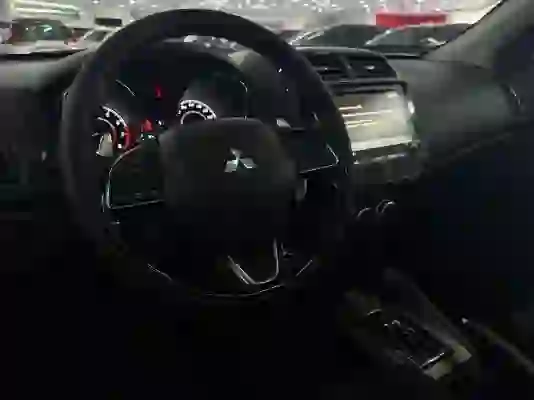 Mitsubishi ASX 2025 - Image 3