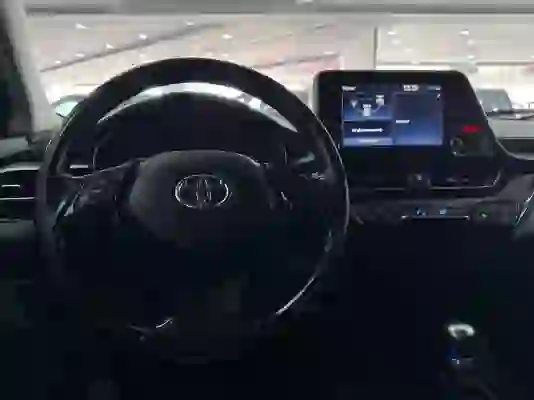 Toyota CHR 2021 - Image 3